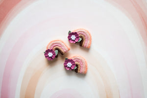 Mauve rainbow flower clippie
